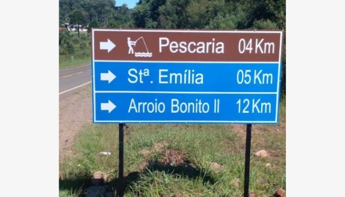 Pinhão - Prefeitura inicia a implantação do projeto de sinalização turística